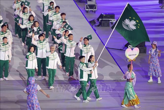 Đoàn thể thao Macao (Trung Quốc) diễu hành trong lễ khai mạc Đại hội Thể thao châu Á lần thứ 20 (ASIAD 20) tại thành phố Nagoya, Nhật Bản ngày 19/9/2026. Ảnh: THX/TTXVN phát