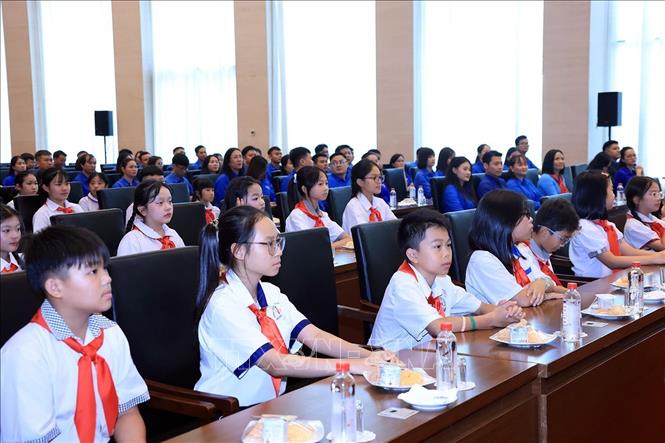 Các đại biểu trẻ tiêu biểu thành phố Bắc Ninh tham dự cuộc gặp. Ảnh: Tuấn Anh - TTXVN