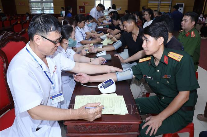 Rất đông tình nguyện viên các xã: Na Sầm, Văn Lãng, Hoàng Văn Thụ, Hội Hoan, Thuỵ Hùng của tỉnh Lạng Sơn tham gia Ngày hội. Ảnh: Anh Tuấn – TTXVN