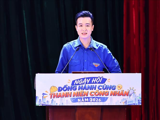 Đồng chí Đào Đức Việt, Phó Bí thư Thành đoàn, Chủ tịch Hội đồng Đội thành phố Hà Nội phát biểu. Ảnh: Minh Đức- TTXVN

