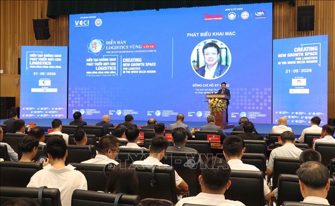 Diễn đàn Logistics Vùng lần VII 2026 với chủ đề: “Kiến tạo không gian phát triển mới cho logistics Vùng đồng bằng sông Hồng”. Ảnh: Hoàng Ngọc - TTXVN 