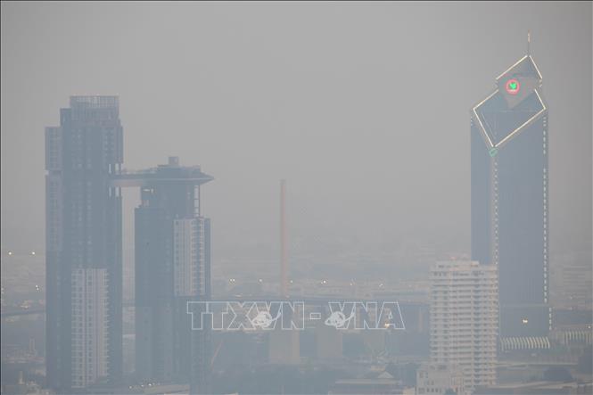 (Tư liệu) Khói mù ô nhiễm bao phủ thủ đô Bangkok, Thái Lan. Ảnh: THX/TTXVN phát