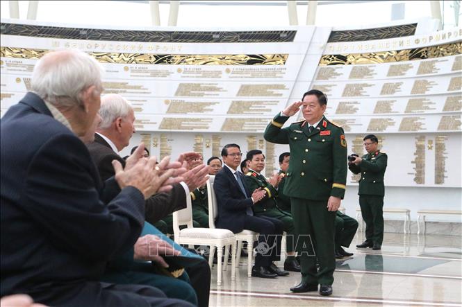 Đại tướng Nguyễn Trọng Nghĩa tại cuộc gặp các chuyên gia quân sự Belarus từng giúp đỡ Việt Nam trong chiến tranh. Ảnh: Văn Hiếu - PV TTXVN tại Nga