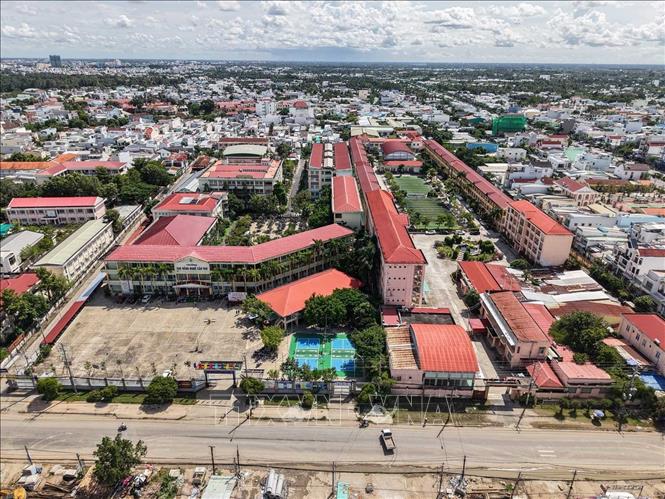 Trường Cao đẳng nghề Cần Thơ với hơn 3.000 học sinh, sinh viên, đào tạo 17 nghề trình độ cao đẳng,15 nghề trung cấp, với 8 nghề trọng điểm (5 nghề cấp độ quốc tế, 3 nghề cấp độ ASEAN). Ảnh: Hoàng Hiếu – TTXVN