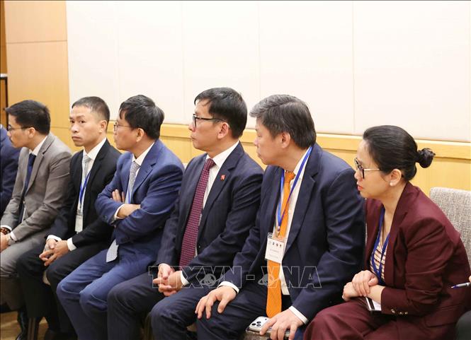 Các đại biểu tham dự Toạ đàm bàn tròn cấp cao với các doanh nghiệp lớn của Hoa Kỳ. Ảnh: Thống Nhất – TTXVN