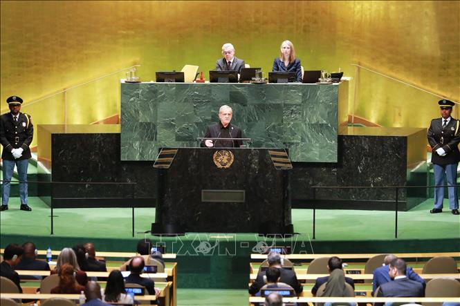 Tổng thống Iran Masoud Pezeshkian phát biểu tại kỳ họp ĐHĐ LHQ ở New York (Mỹ) ngày 23/9/2026. Ảnh: THX/TTXVN phát