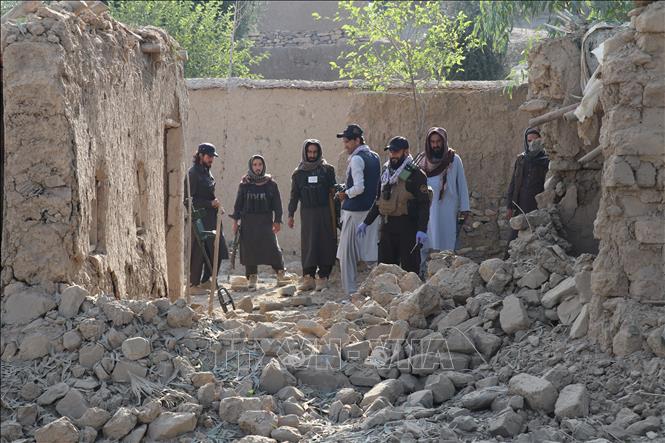 Cảnh đổ nát sau vụ không kích nhằm vào ngôi làng ở huyện Nurgal, tỉnh Kunar, Afghanistan, ngày 23/9/2026. Ảnh: THX/TTXVN phát