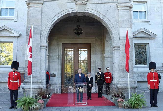 Tổng Bí thư, Chủ tịch nước Tô Lâm và Toàn quyền Canada Louise Arbour họp báo sau hội đàm. Ảnh: Thống Nhất – TTXVN