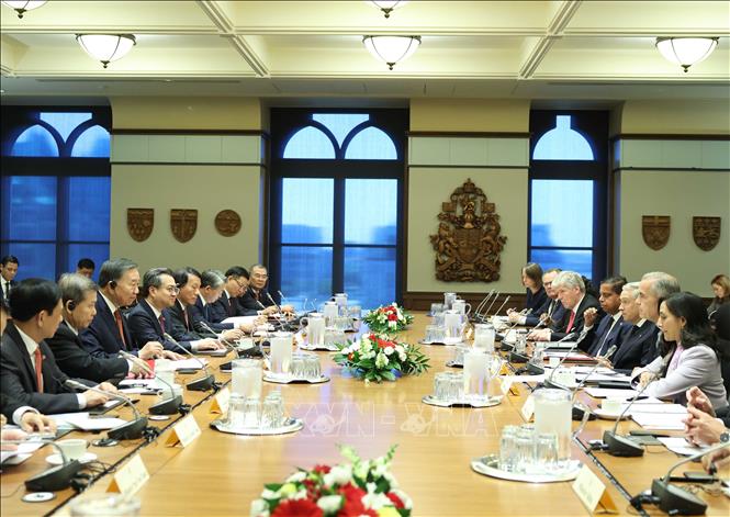 Tổng Bí thư, Chủ tịch nước Tô Lâm hội đàm với Thủ tướng Canada Mark Carney. Ảnh: Thống Nhất – TTXVN