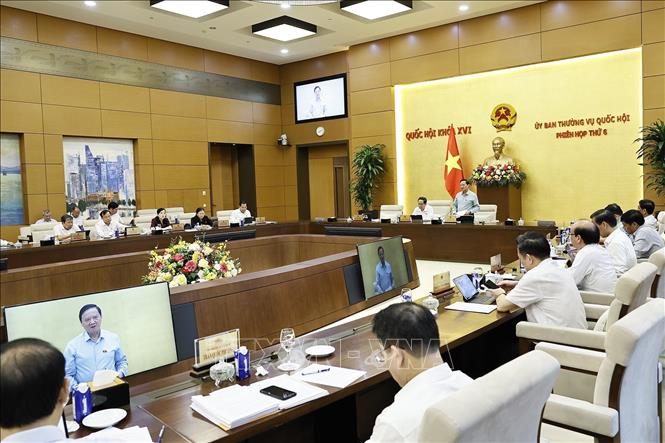 Phó Chủ tịch Quốc hội Nguyễn Khắc Định phát biểu. Ảnh: Doãn Tấn - TTXVN