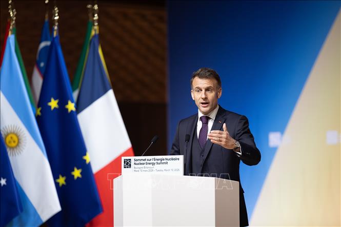 (Tư liệu) Tổng thống Pháp Emmanuel Macron phát biểu tại thủ đô Paris. Ảnh: THX/TTXVN phát