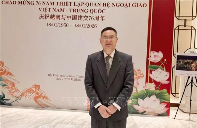 GS.TS Thành Hán Bình, Viện trưởng điều hành Viện Nghiên cứu khu vực và quốc gia, Giám đốc Trung tâm Nghiên cứu Việt Nam tại Đại học Công nghiệp Chiết Giang (Trung Quốc). Ảnh: TTXVN phát