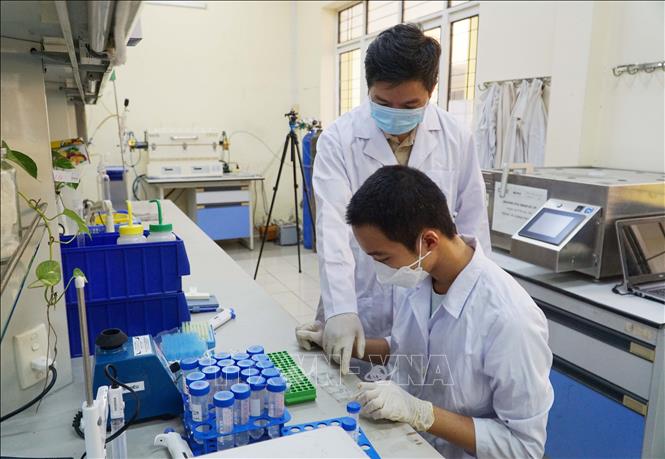 Viện Công nghệ vật liệu tiên tiến Đại học Quốc gia Thành phố Hồ Chí Minh được phê duyệt đề án CoE, với mục tiêu trở thành trung tâm đạt chuẩn quốc tế trong lĩnh vực vật liệu tiên tiến. Ảnh: Thu Hoài - TTXVN