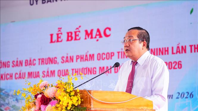 Phó Chủ tịch UBND tỉnh Tây Ninh Nguyễn Minh Lâm phát biểu tại lễ bế mạc. Ảnh: Minh Phú - TTXVN 