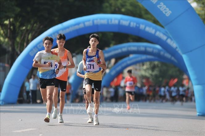 Các VĐV tham gia Chung kết Giải chạy Báo Hànộimới mở rộng lần thứ 51 năm 2026. Ảnh: Minh Quyết - TTXVN
