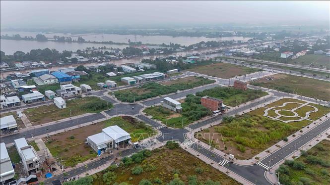 Thành phố Cần Thơ bố trí hơn 52 ha tiếp giáp khu công nghiệp VSIP để xây dựng khu tái định cư cho người dân ảnh hưởng dự án. Ảnh: Thanh Liêm - TTXVN