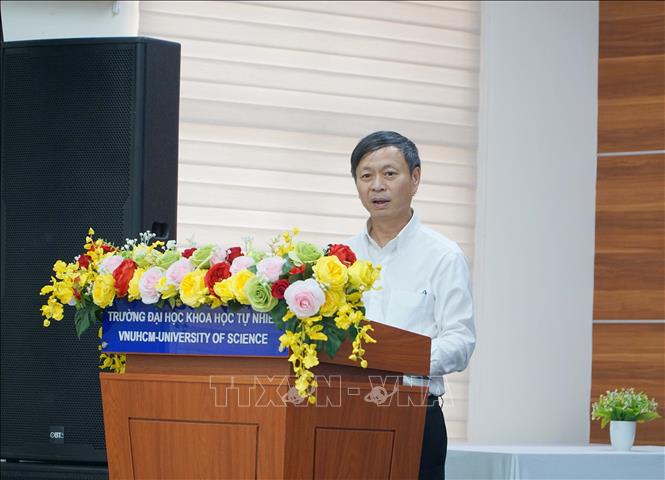 Thứ trưởng Bộ Khoa học và Công nghệ Hoàng Minh phát biểu tại hội thảo. Ảnh: Thu Hoài - TTXVN