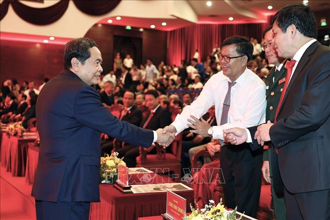 Chủ tịch Quốc hội Trần Thanh Mẫn với đại biểu dự Lễ kỷ niệm. Ảnh: Doãn Tấn - TTXVN