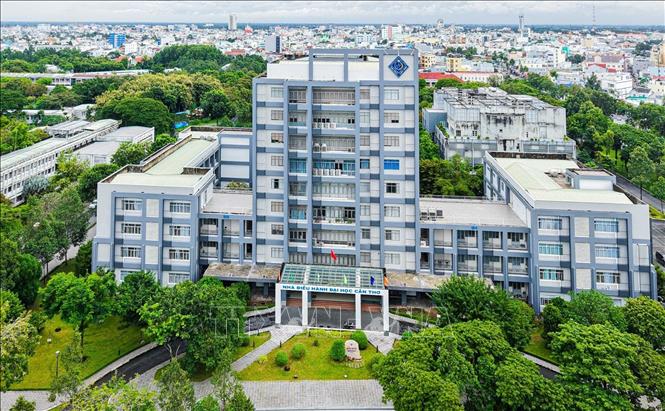 Đại học Cần Thơ là trung tâm đào tạo, nghiên cứu khoa học và chuyển giao công nghệ quan trọng của vùng Đồng bằng sông Cửu Long. Ảnh: Hoàng Hiếu - TTXVN