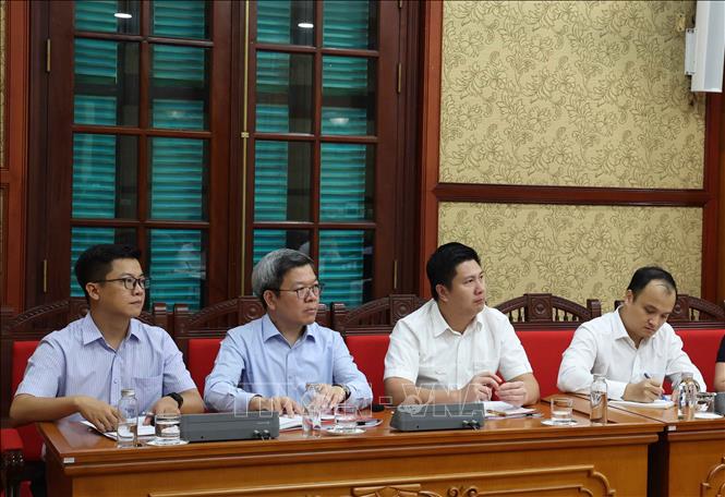 Các đại biểu tham dự cuộc làm việc. Ảnh: Thống Nhất – TTXVN