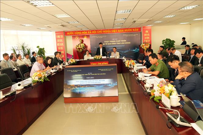 Hội thảo khoa học về thực trạng và giải pháp phát triển kinh tế ban đêm tỉnh Lâm Đồng. Ảnh: Chu Quốc Hùng - TTXVN