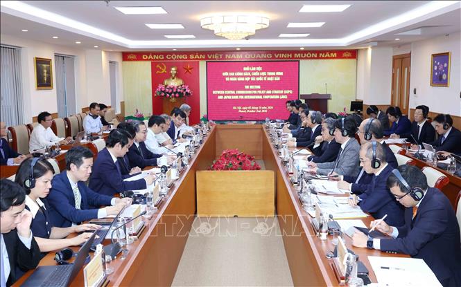 Quang cảnh buổi làm việc. Ảnh: Phương Hoa - TTXVN