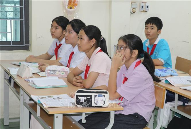 Trường THCS Thịnh Vượng, xã Gia Viễn, tỉnh Ninh Bình nâng cao chất lượng dạy tiếng Anh theo hướng phát triển năng lực, tăng cơ hội thực hành cho học sinh. Ảnh: Thùy Dung - TTXVN