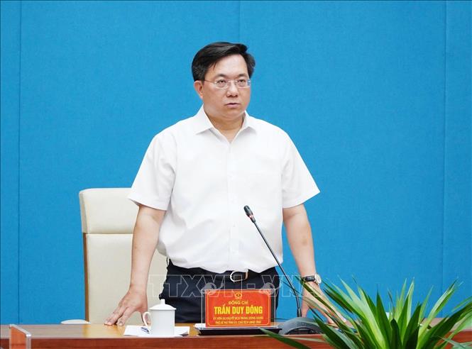 Chủ tịch UBND tỉnh Phú Thọ Trần Duy Đông phát biểu tại hội nghị. Ảnh: Thu Hương - TTXVN