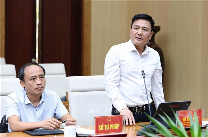 Phó Chủ tịch UBND tỉnh Phú Thọ Vũ Việt Văn phát biểu tại hội nghị. Ảnh: Thu Hương - TTXVN