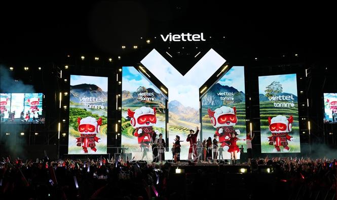 Đại nhạc hội “Viettel Y-Fest 2026 - Nhịp điệu cuộc sống” diễn ra tại Quảng trường Nhân dân tỉnh Lai Châu. Ảnh: Quý Trung - TTXVN