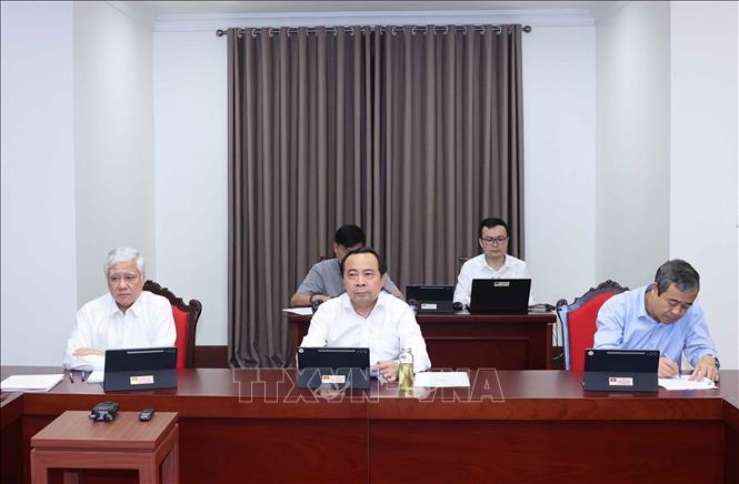 Các đại biểu thảo luận tại tổ. Ảnh: Thống Nhất - TTXVN