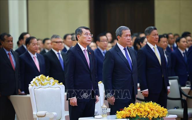 Thủ tướng Lê Minh Hưng và Thủ tướng Campuchia Hun Manet tham dự Diễn đàn Doanh nghiệp Việt Nam - Campuchia 2026. Ảnh: Dương Giang – TTXVN
