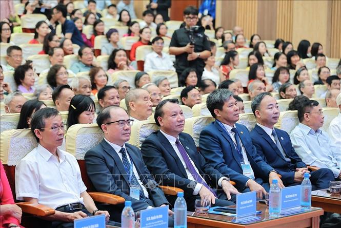 Các đại biểu tham dự buổi lễ. Ảnh: Lê Đông - TTXVN