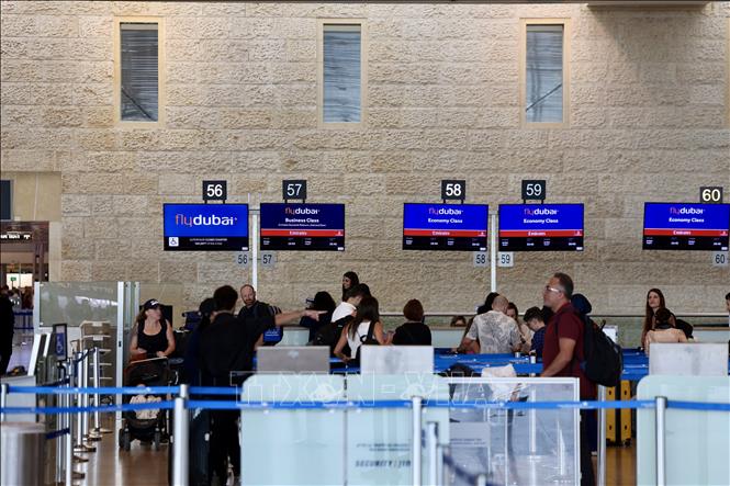 Khu vực check-in của Hãng hàng không Flydubai tại sân bay quốc tế Ben Gurion gần Tel Aviv, Israel, ngày 30/9/2026. Ảnh: THX/TTXVN phát