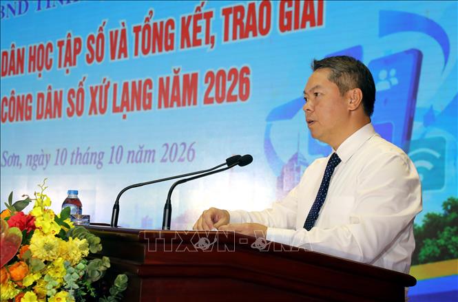 Phó Chủ tịch UBND tỉnh Lạng Sơn Đoàn Thanh Sơn nhấn mạnh, mục tiêu của chuyển đổi số là phục vụ con người. Ảnh: Văn Đạt - TTXVN