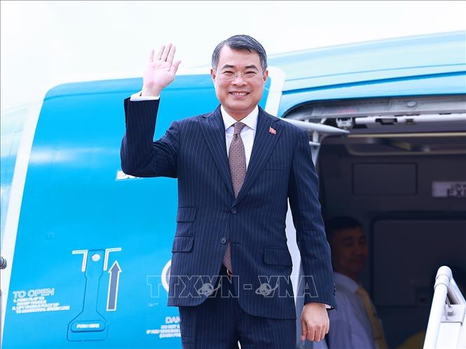 Thủ tướng Lê Minh Hưng rời thủ đô Phnom Penh về nước, kết thúc tốt đẹp chuyến thăm chính thức Vương quốc Campuchia. Ảnh: Dương Giang – TTXVN