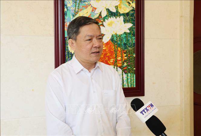 Tham tán Thương mại Đại sứ quán Việt Nam tại Trung Quốc Nông Đức Lai trả lời phỏng vấn phóng viên TTXVN tại Trung Quốc. Ảnh: Công Tuyên - PV TTXVN tại Trung Quốc