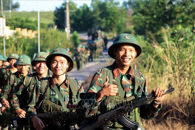 Cán bộ, chiến sĩ Sư đoàn 346 - Đoàn Lam Sơn thực hiện chuyến hành quân dã ngoại theo kế hoạch thường niên của đơn vị. Ảnh: Tuấn Anh - TTXVN