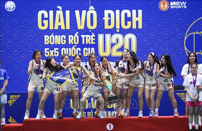 Đội nữ Lào Cai chính thức giành chức vô địch Giải Vô địch Bóng rổ trẻ 5x5 U20 Quốc gia năm 2026 sau chiến thắng 69-66 trước Thành phố Hồ Chí Minh 1 trong trận chung kết. Ảnh: Giang Phương - TTXVN