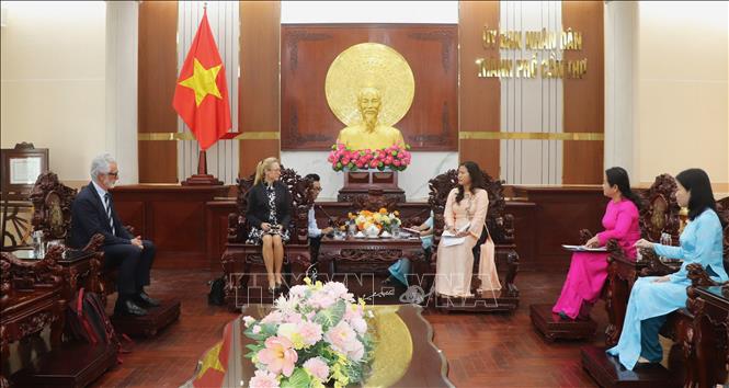 Quang cảnh buổi làm việc. Ảnh: Nguyễn Hằng - TTXVN