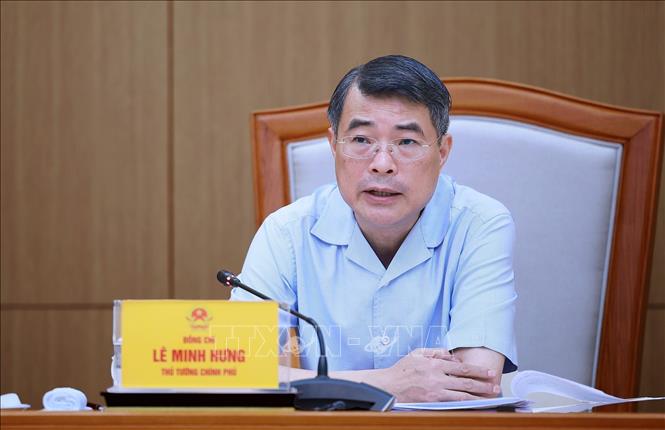 Thủ tướng Lê Minh Hưng chủ trì cuộc họp với lãnh đạo Bộ Công thương và các bộ, ngành liên quan về giải pháp đảm bảo cung ứng điện giai đoạn 2026 - 2030 và định hướng Quy hoạch điện VIII. Ảnh: Dương Giang – TTXVN
