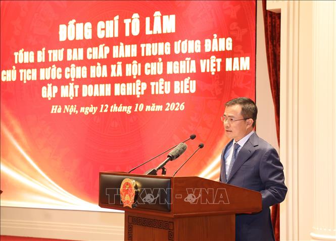Trung tướng Tào Đức Thắng, Ủy viên Ban Trung ương Đảng, Đại biểu Quốc hội khóa XVI, Chủ tịch kiêm Tổng Giám đốc Tập đoàn Công nghiệp - Viễn thông Quân đội (Viettel) phát biểu . Ảnh: Thống Nhất – TTXVN