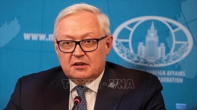 Thứ trưởng Ngoại giao Nga Sergey Ryabkov phát biểu trong một cuộc họp báo. Ảnh: IRNA/TTXVN phát