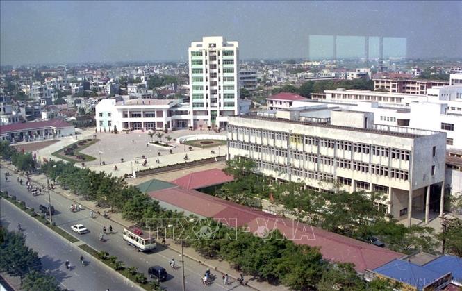 Đại học Quốc gia Hà Nội năm 1998. Ảnh: Sơn Lâm - TTXVN