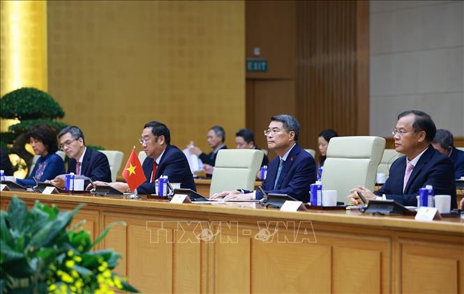 Thủ tướng Lê Minh Hưng hội kiến đồng chí Vilay Lakhamfong, Thường trực Ban Bí thư Trung ương Đảng Nhân dân Cách mạng Lào. Ảnh: Dương Giang – TTXVN
