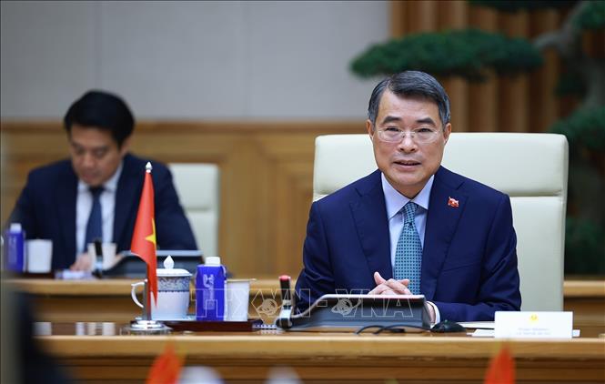 Thủ tướng Lê Minh Hưng hội kiến đồng chí Vilay Lakhamfong, Thường trực Ban Bí thư Trung ương Đảng Nhân dân Cách mạng Lào. Ảnh: Dương Giang – TTXVN
