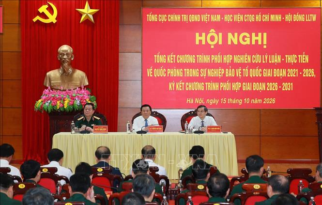 Hội nghị tổng kết chương trình phối hợp nghiên cứu lý luận - thực tiễn về Quốc phòng trong sự nghiệp bảo vệ Tổ quốc giai đoạn 2021 - 2026. Ảnh: Trọng Đức - TTXVN