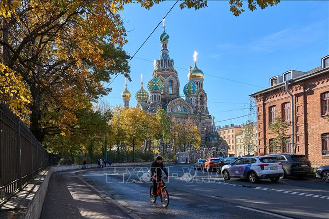 Cảnh đẹp mùa thu tại St. Petersburg, Nga, ngày 14/10/2026. Ảnh: THX/TTXVN phát