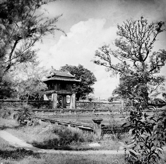 Khuê Văn Các tại Văn Miếu - Quốc Tử Giám (ảnh chụp năm 1960). Ảnh: TTXVN