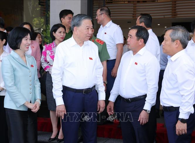 Tổng Bí thư, Chủ tịch nước Tô Lâm với các đại biểu. Ảnh: Văn Điệp - TTXVN 